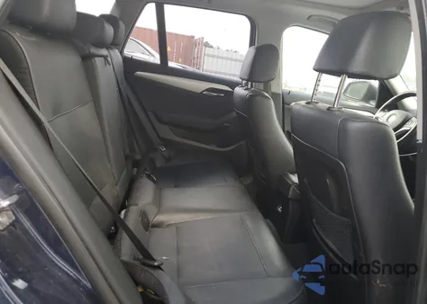 2015 BMW X1 xDrive28I из США, поврежденный, VIN WBAVL1C51FVY35754